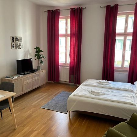 Casa Nostra - Helle Wohnung - Direkt Am Augarten Vienna Luaran gambar