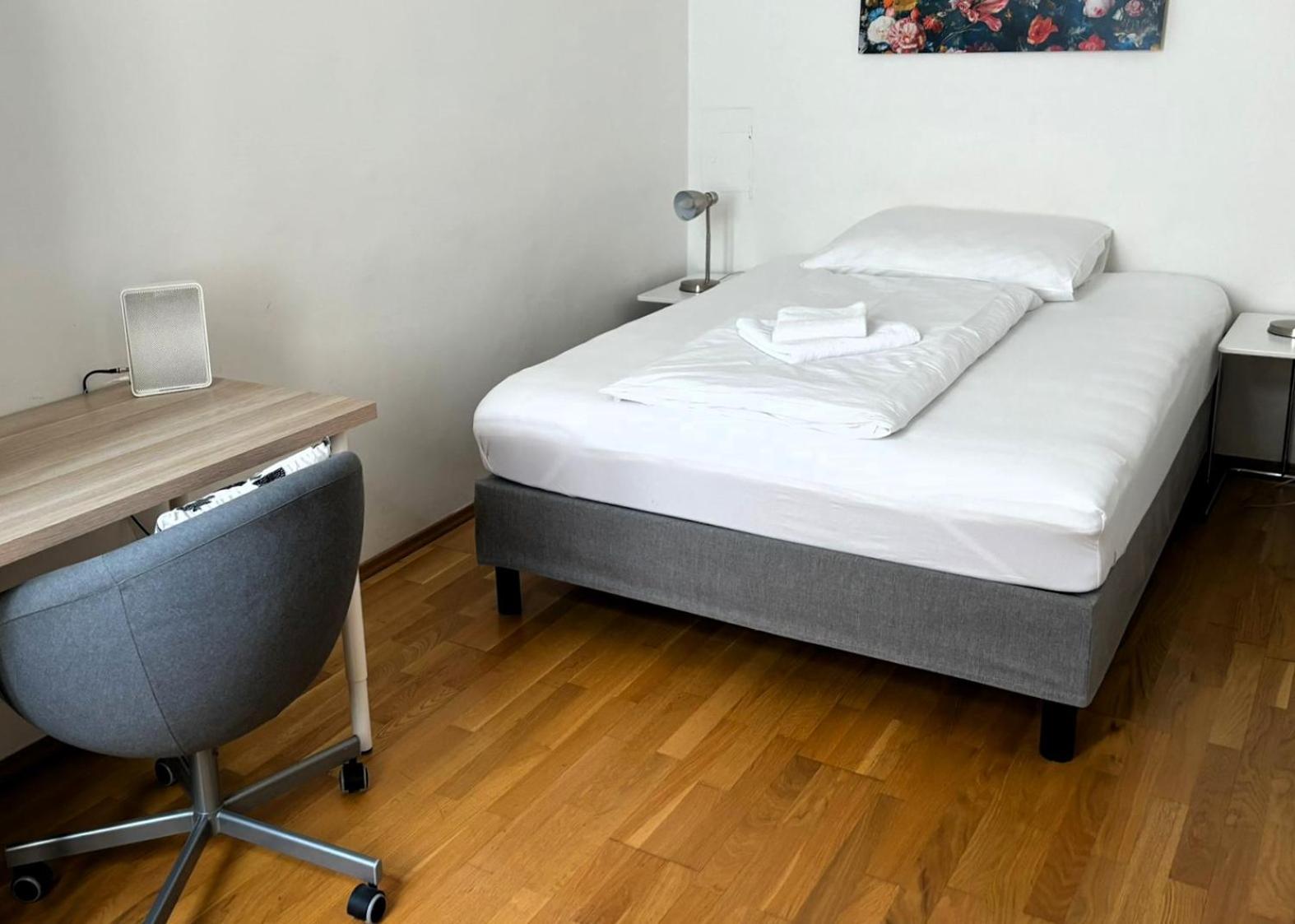 Casa Nostra - Helle Wohnung - Direkt Am Augarten Vienna Luaran gambar